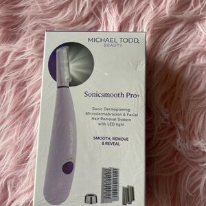 Michael Todd Beauty Sonicsmooth Pro+ Dermaplaning Tool